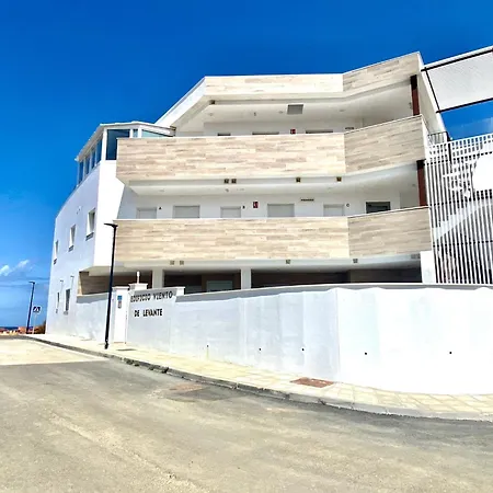 Viento De Levante Apartment *